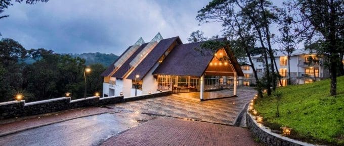 Best 5 star hotels in Munnar